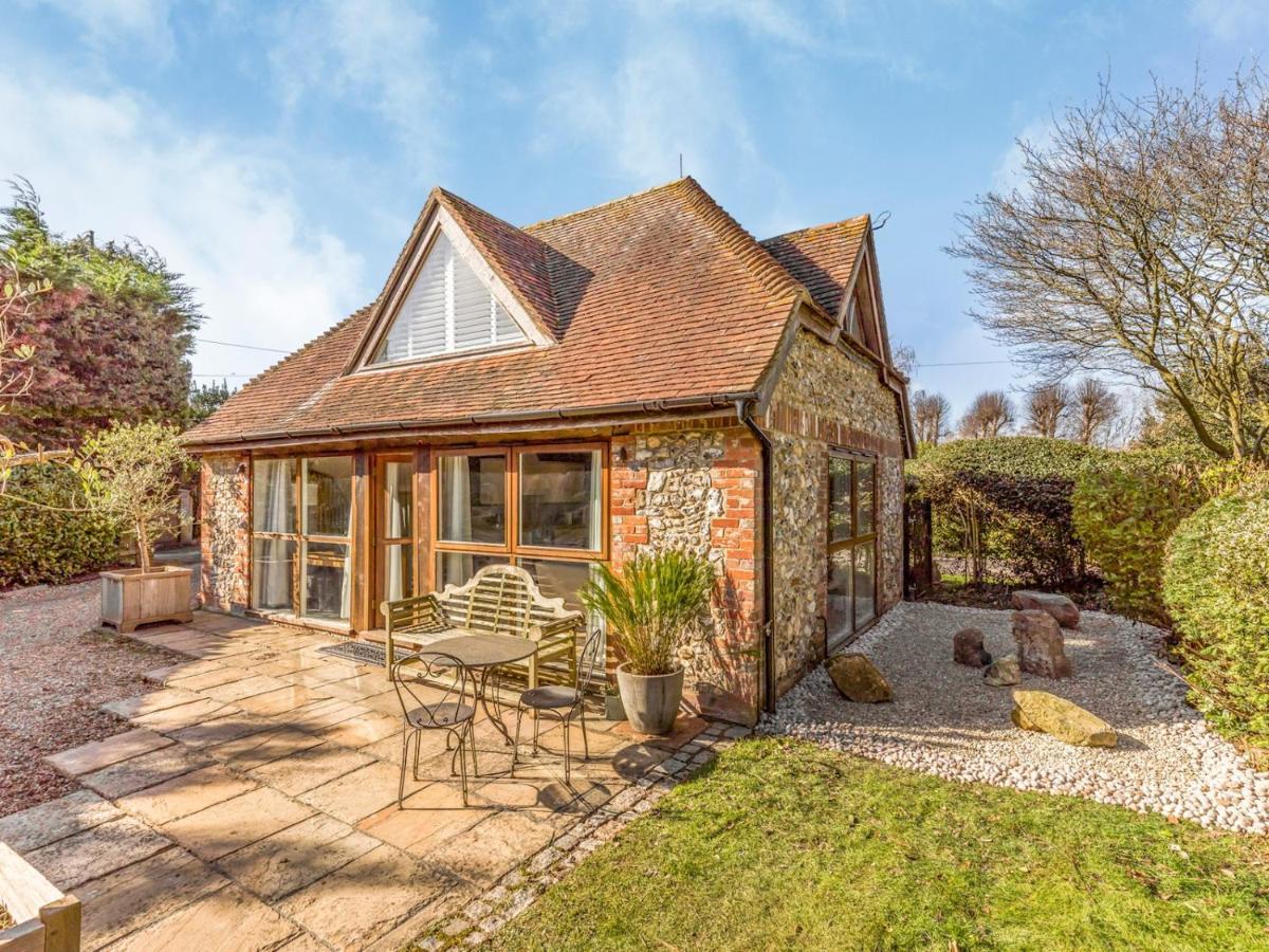 Pass The Keys Peaceful And Beautiful 1 Bedroom Barn Conversion Chichester Exterior photo
