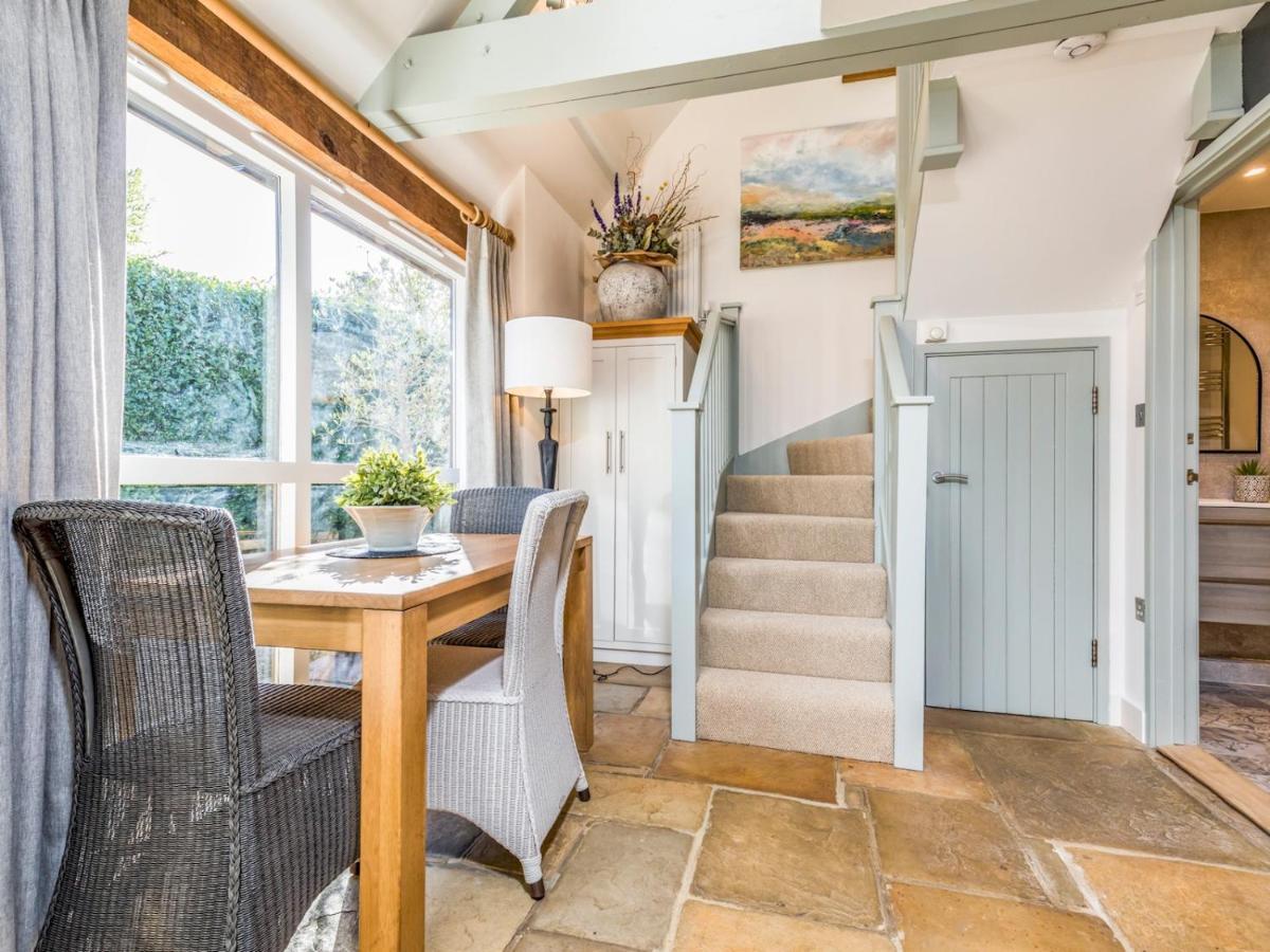 Pass The Keys Peaceful And Beautiful 1 Bedroom Barn Conversion Chichester Exterior photo